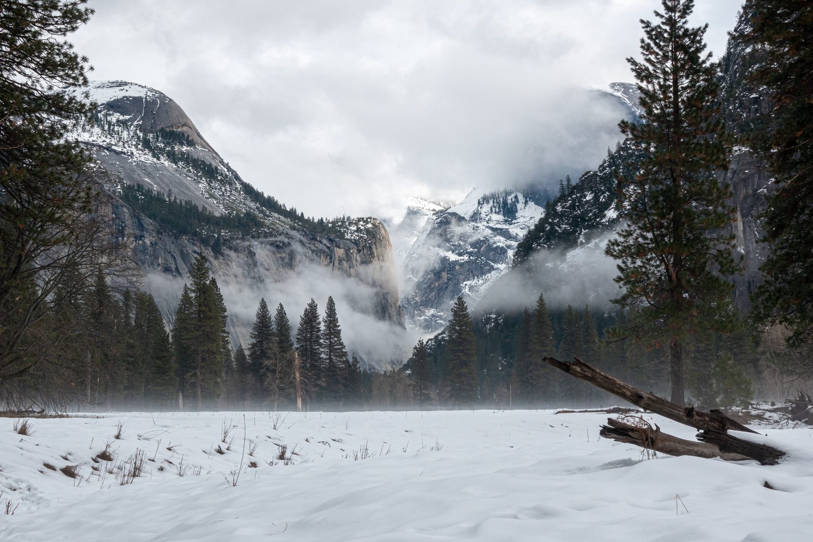 Valle de Yosemite en invierno